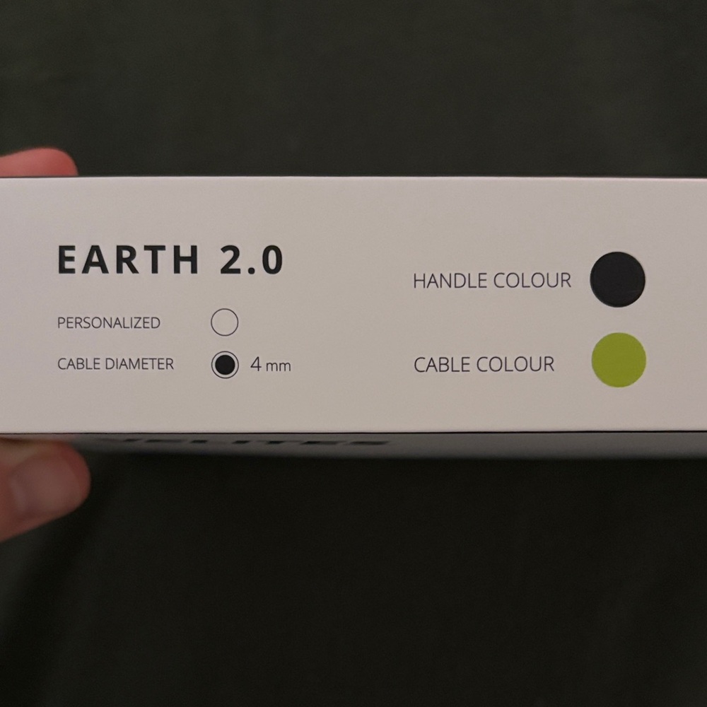 Earth 2.0 High-Quality Jump Rope - Black and Green - Picture 2 of 2